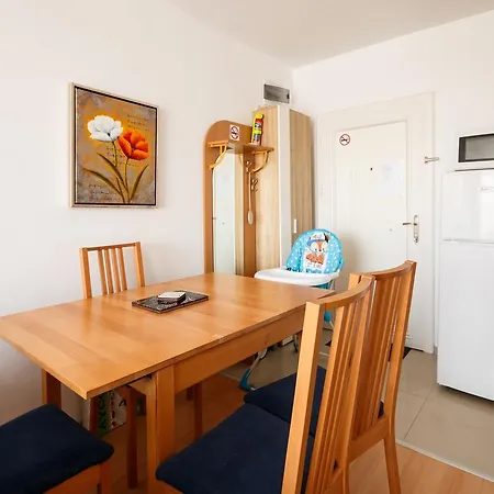 Deluxe Sea View - Family Friendly Lägenhet *