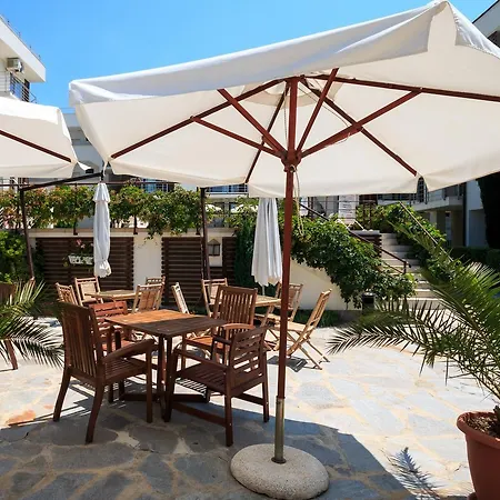 Lägenhet Deluxe Sea View - Family Friendly