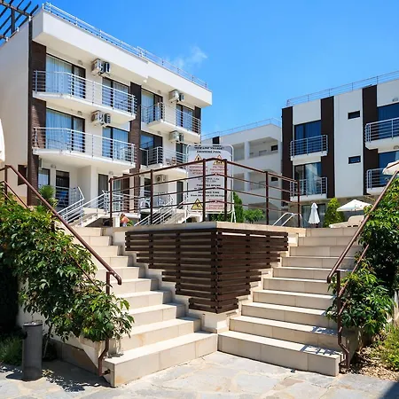 Deluxe Sea View - Family Friendly