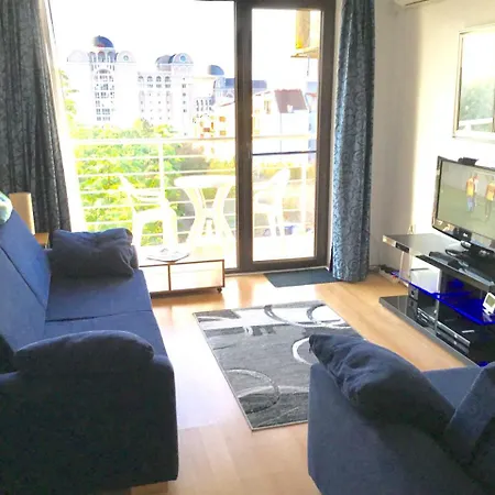 Deluxe Sea View - Family Friendly شقة